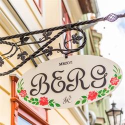 Cafe & Bar Dom Berg