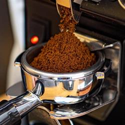 MERCEK café coffee shop & chocolate