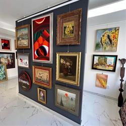 Pro Art Gallery