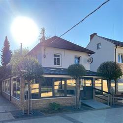 Central Café & Restaurant