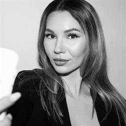 Lubica Orolínová - Makeup, Hairstyle