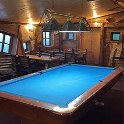 Zvonec pub