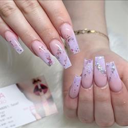Dahlia nail studio