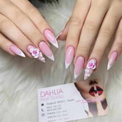 Dahlia nail studio